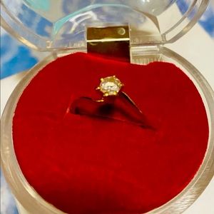 21k Diamond ring Kuwait yellow gold in size 5.5 ( resized) from the original.